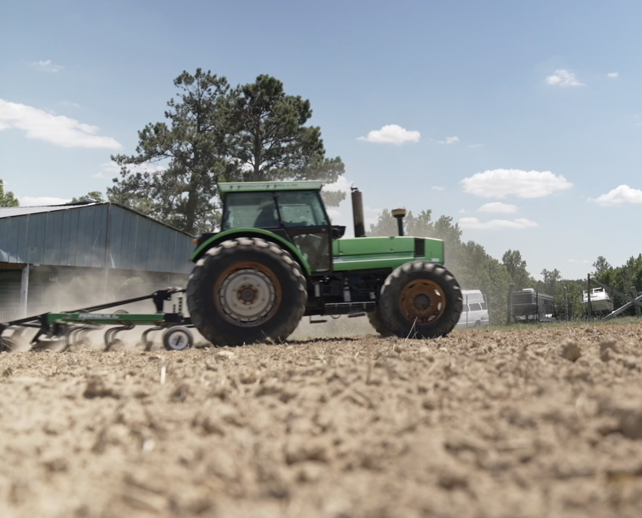 Seasonal farm workers from Ukraine can't leave the country - Vimarsana News